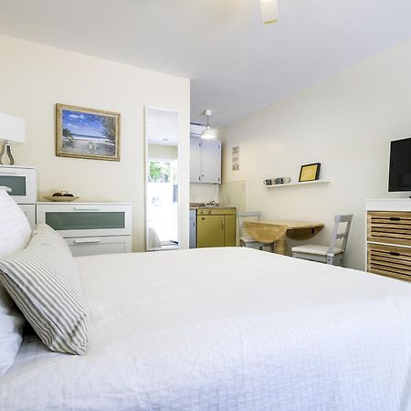 Hollywood Cottages Wasaga Beach Buitenkant foto