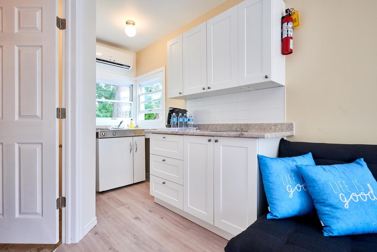 Hollywood Cottages Wasaga Beach Buitenkant foto